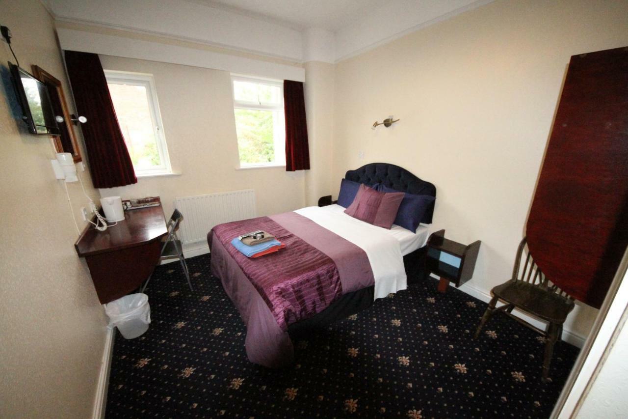 Avalon Guest House Leeds  Exterior photo